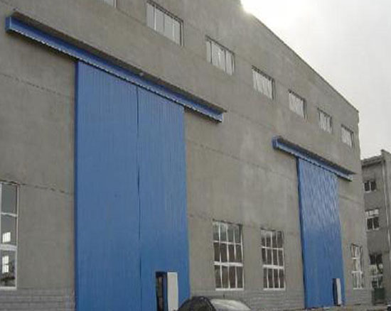 廠房工業(yè)平開(kāi)門工程.jpg 廠房工業(yè)平開(kāi)門工程.jpg