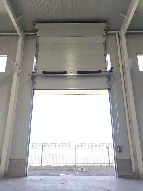 大型提升門，工業提升門安裝